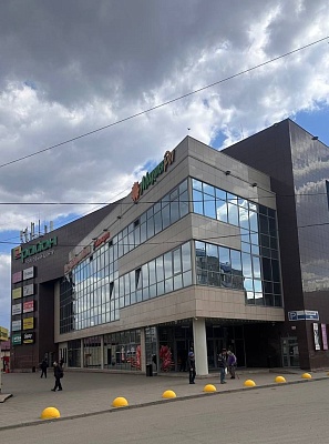 Попова, ТЦ "Район", 70Д