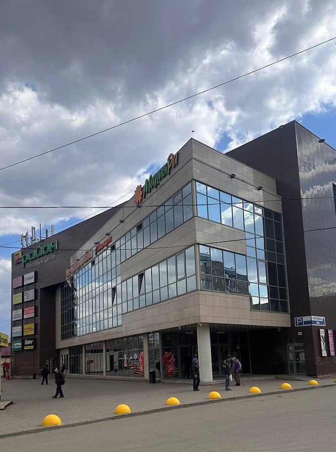 ТЦ "Район" Попова, 70Д