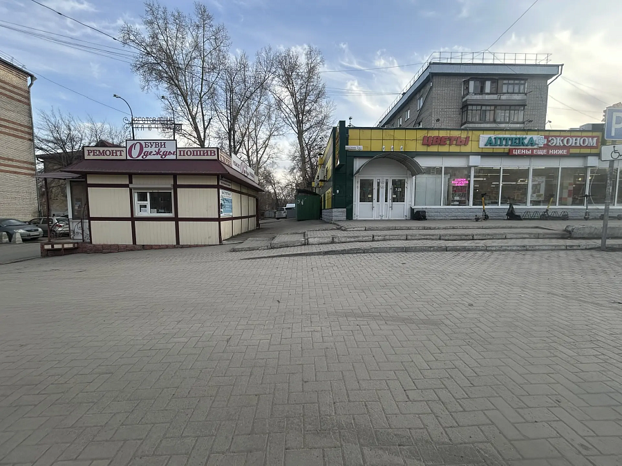 Антона Петрова, 213