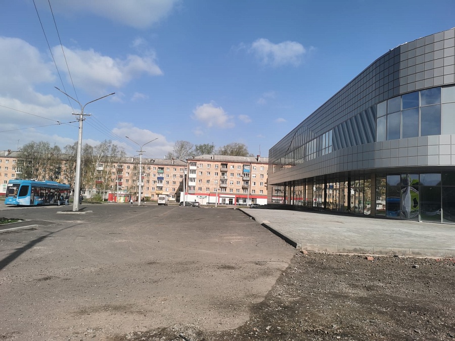 Тореза, 24 к1 ТЦ Запсиб