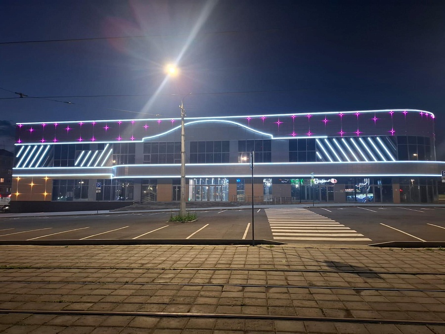 Тореза, 24 к1 ТЦ Запсиб